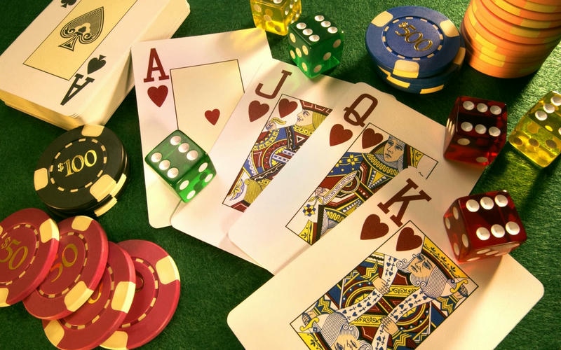  Người chơi nhận xu miễn phí khi đăng nhập game bài đổi thưởng hàng ngày.