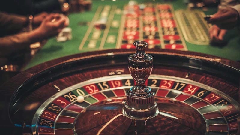  Học cách chơi baccarat dễ dàng tại nhà cái LUCK8