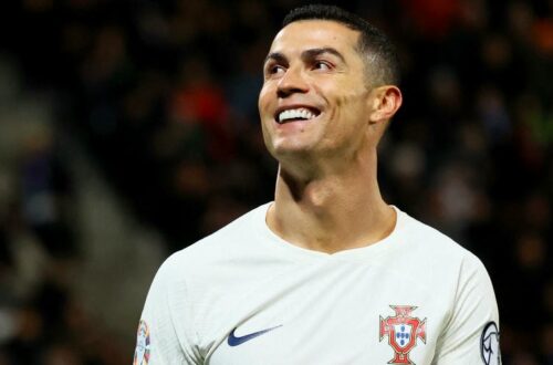  Ronaldo trong màu áo Manchester United năm 2003 