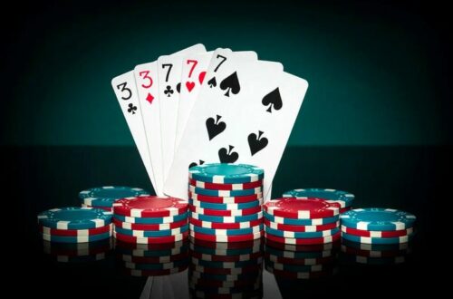 Đọc vị bàn chơi Poker 79 KING – Đòn tâm lý siêu hiểm