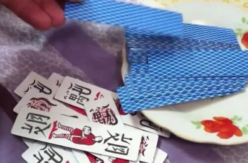  Lễ hội làng quê miền Bắc với ván tổ tôm điếm đầy sôi động.