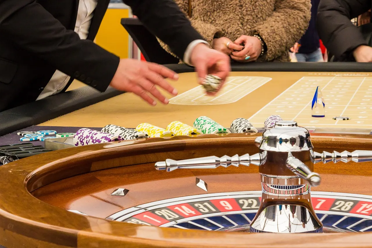 Cách đặt cược thông minh trong Roulette F8BET tối đa lợi nhuận?