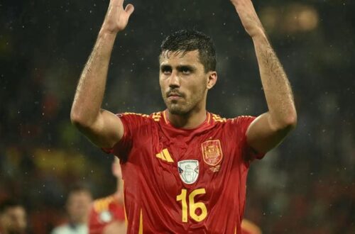 Tác động của sự kiện đến làng bóng đá thế giới hiện đại 