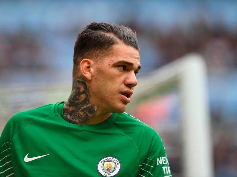 Mối Quan Hệ Đặc Biệt Với HLV Pep Guardiola