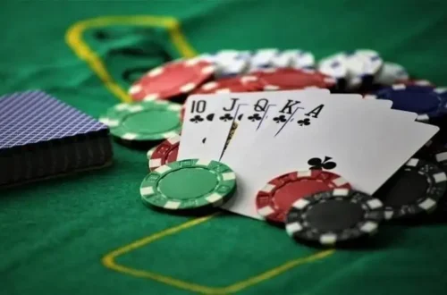 Chiến thuật chơi Phỏm tại Kingfun cơ bản