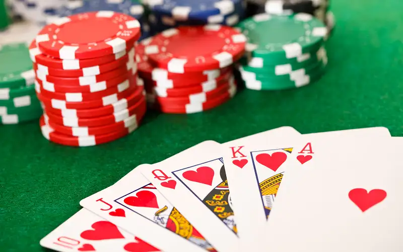 Thử thách Poker trực tuyến với giải thưởng hấp dẫn