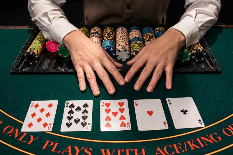 Kỹ thuật bluffing đỉnh cao để lừa đối thủ