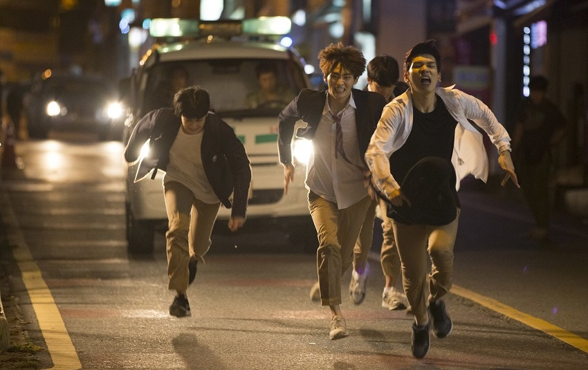 Mơ thấy bị rượt đuổi chạy trốn là điềm gì cùng số liên quan