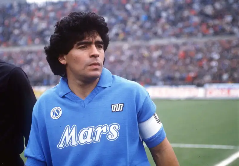 Nâng cấp Maradona giúp đội hình mạnh hơn