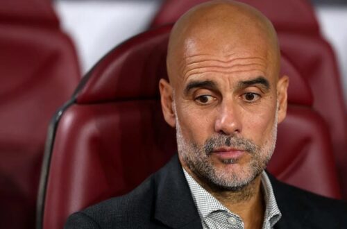 Cách Guardiola Điều Chỉnh Theo Đối Thủ 