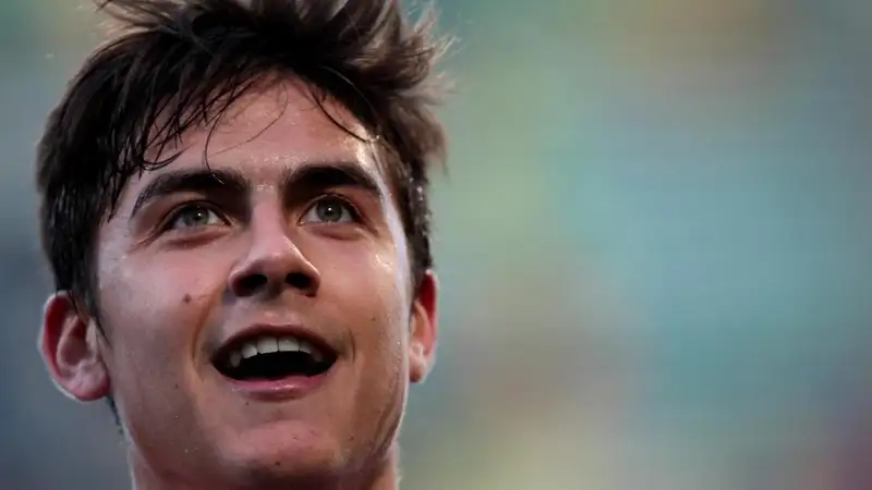 Vì sao người hâm mộ luôn “nghiện” phong cách Dybala?