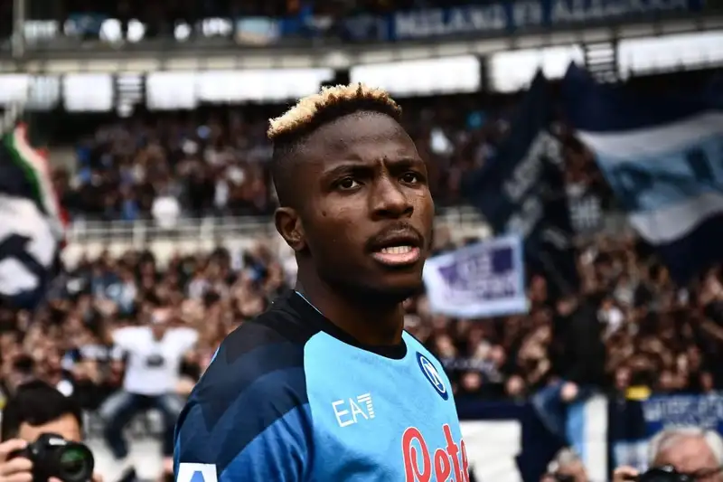 Ba khoảnh khắc chứng minh Osimhen khác biệt hoàn toàn