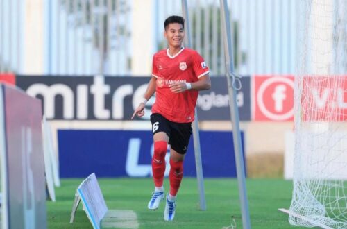 Bản lĩnh thép của một thủ lĩnh trẻ trên sân cỏ