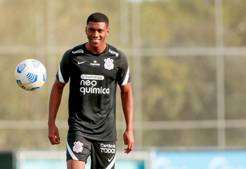 Cột mốc chuyển nhượng và thích nghi châu Âu