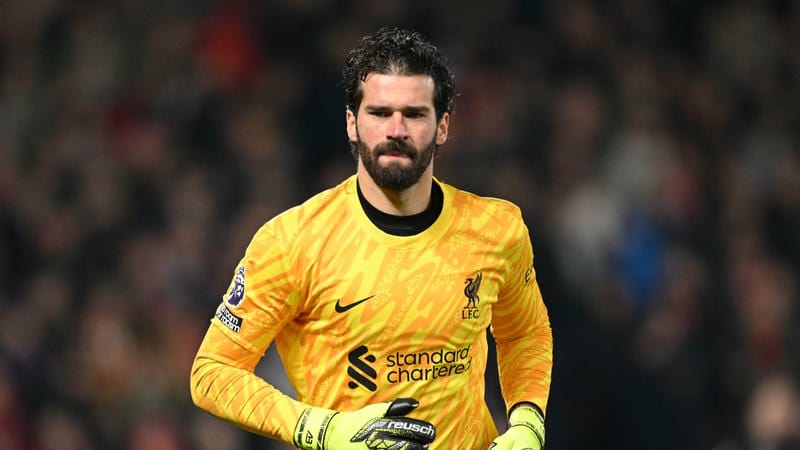 Người hùng thầm lặng viết nên lịch sử tại Anfield