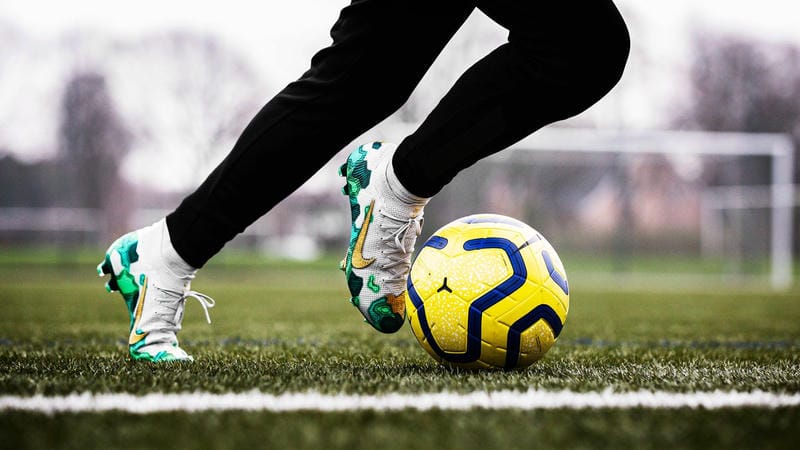 Nghệ thuật điều hướng đám đông bằng kèo dụ