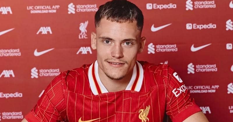 Kỷ lục debut và tỏa sáng ở Bundesliga