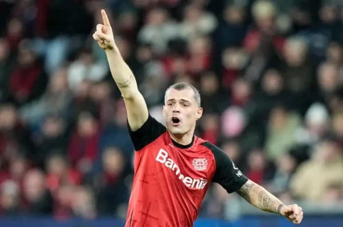 Granit Xhaka ông chủ tuyến giữa thực thụ