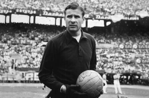 Những danh hiệu cao quý trong sự nghiệp huy hoàng