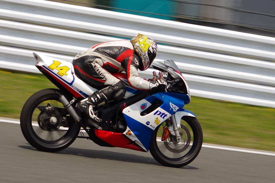 Những siêu xe mạnh mẽ chuẩn bị xuất phát tranh tài