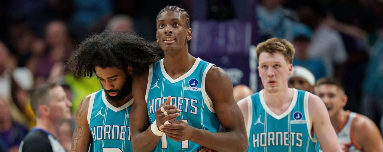 Anthony Edwards thi đấu căng thẳng trong tuần cuối cùng của giai đoạn vòng bảng giải bóng rổ