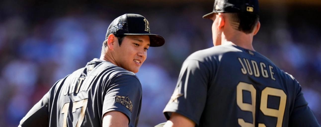 Khung hình lịch sử ghi lại khoảnh khắc Shohei Ohtani và Aaron Judge đứng chung tại sự kiện All Star Game