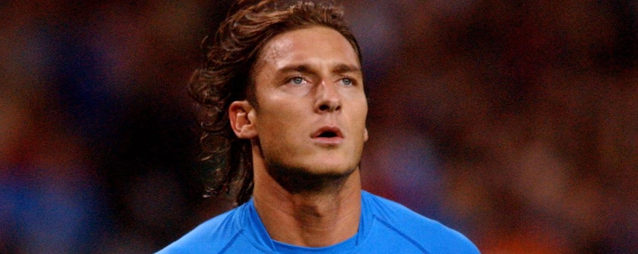 Totti xác nhận giải nghệ và đảm nhận vai trò quản lý tại Roma